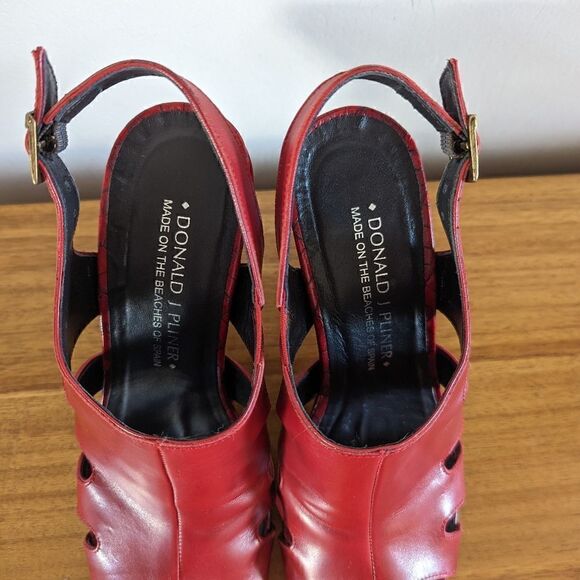 Donald J. Pliner Red Leather Cutout Heels 8 Tomato Girl Whimsigoth Coquette Girl - Picture 6 of 12